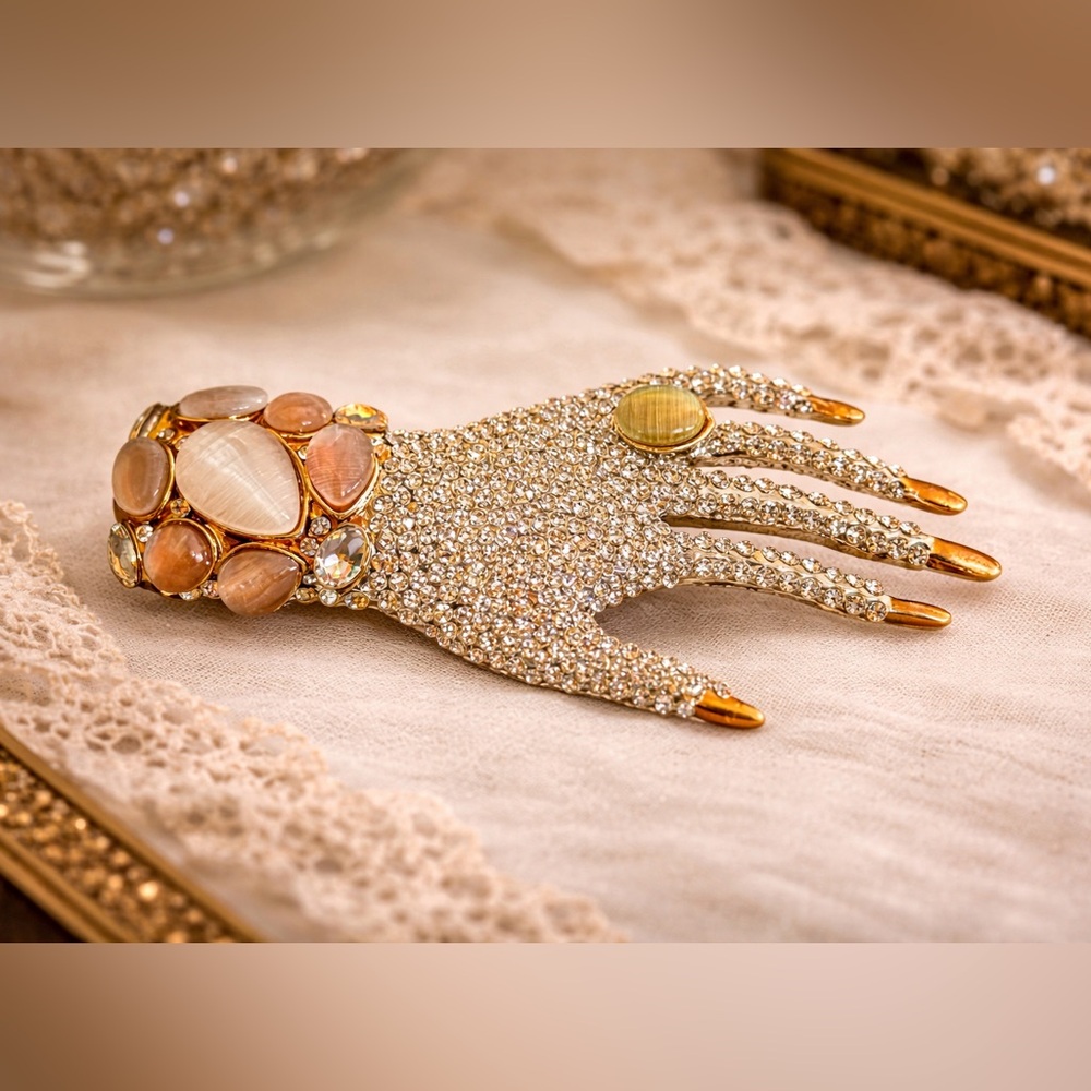 Statement Rhinestone Hand Brooch Gold Tone Cat’s Eye Vintage Glam